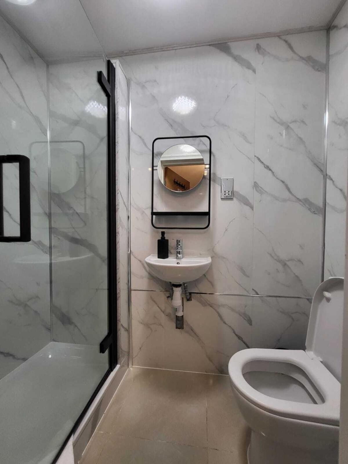 FB3- Basement Studio Fits 2 Near Hyde Park Londen Buitenkant foto